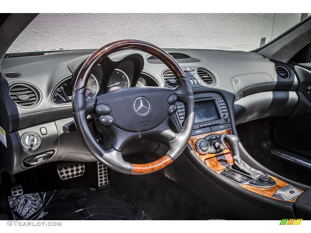 2007 Mercedes-Benz SL 600 Roadster Black Dashboard Photo #80147490