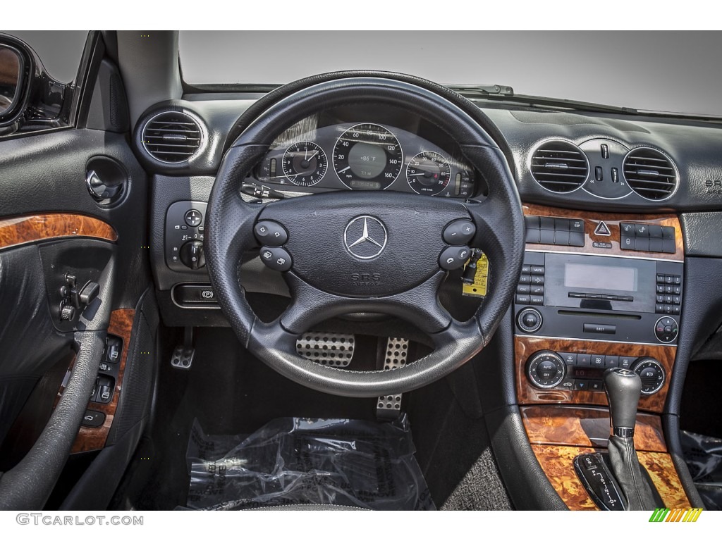 2007 Mercedes-Benz CLK 550 Cabriolet Black Dashboard Photo #80147949