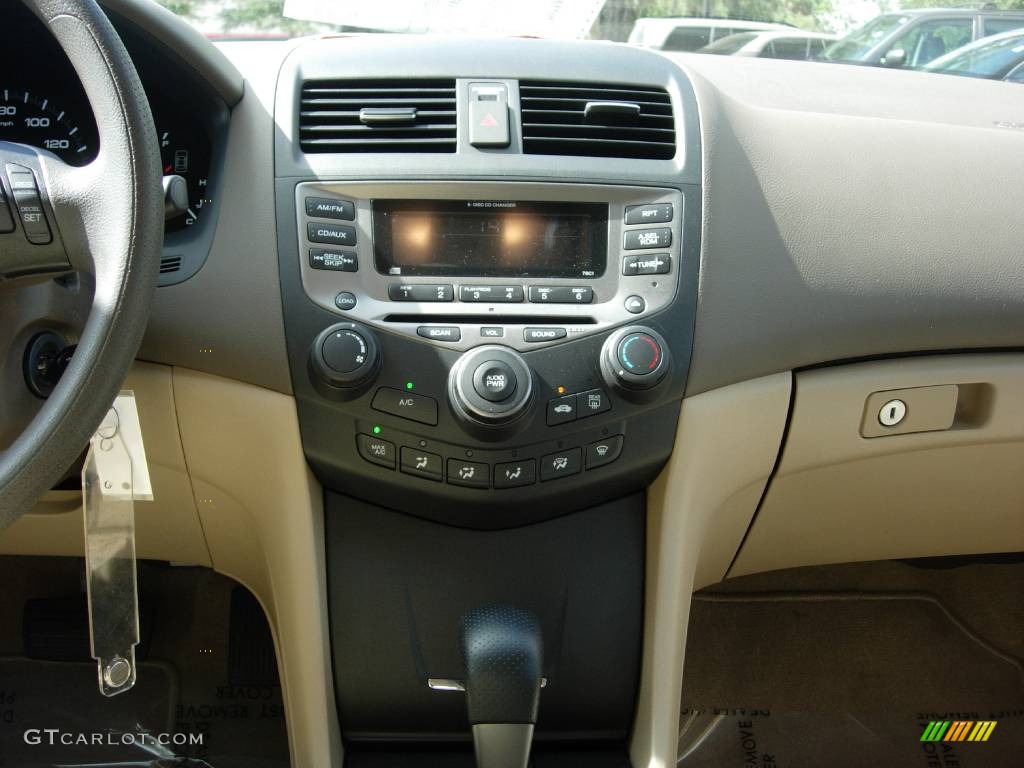 2006 Accord LX V6 Sedan - Desert Mist Metallic / Ivory photo #7