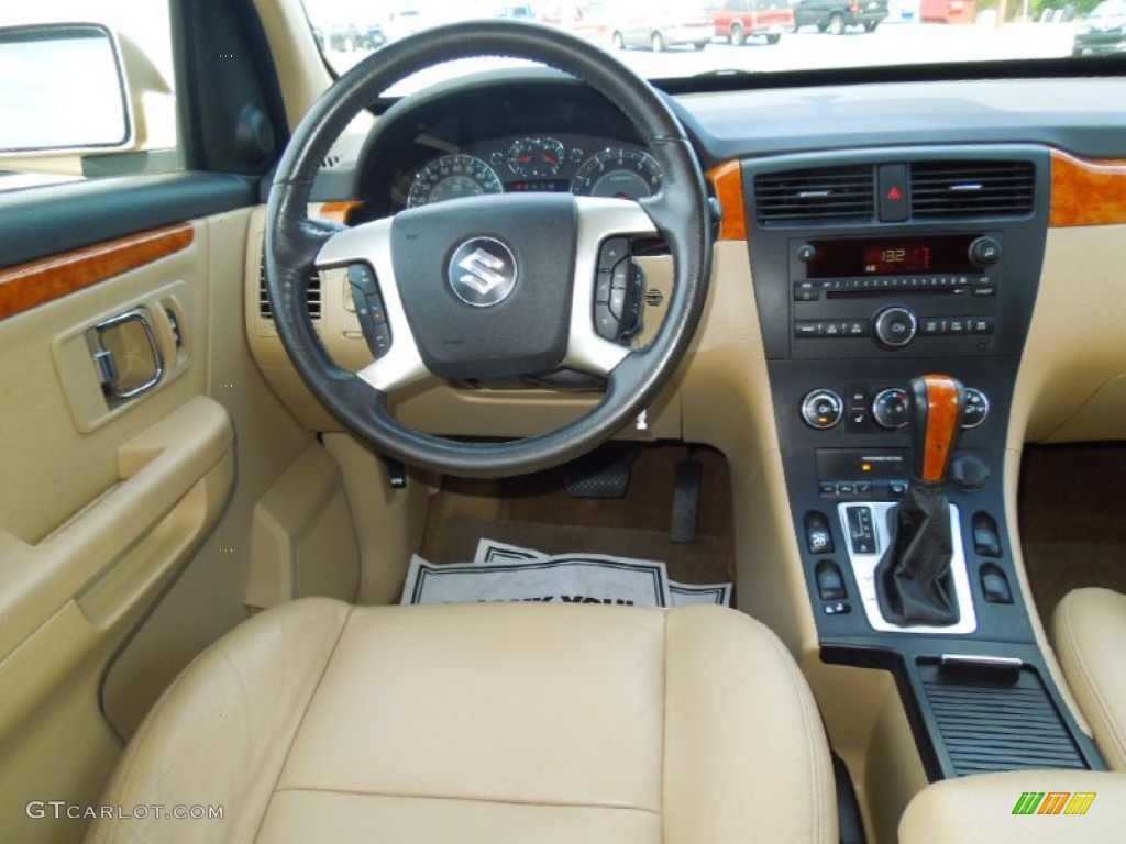2007 XL7 Luxury AWD - Prairie Gold Metallic / Beige photo #17