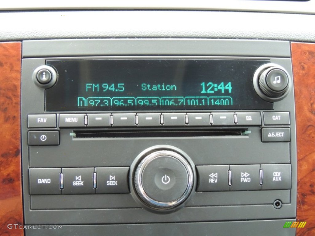 2012 Chevrolet Suburban LS Audio System Photo #80152056