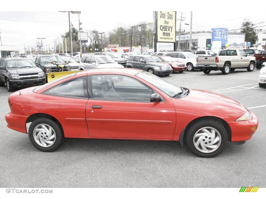 1999 Cavalier Coupe - Bright Red / Graphite photo #4