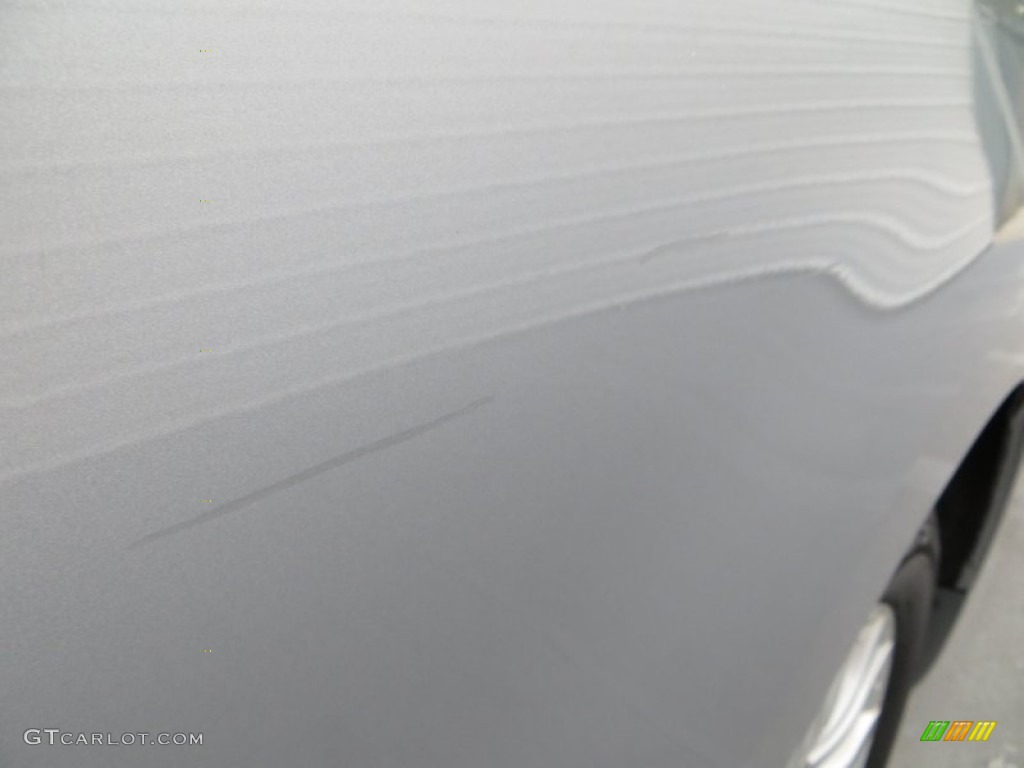 2011 Sienna XLE - Silver Sky Metallic / Light Gray photo #18