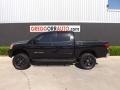 Galaxy Black - Titan SV Crew Cab 4x4 Photo No. 3
