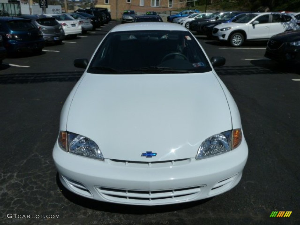 2002 Cavalier Sedan - Bright White / Graphite photo #14