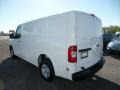 Glacier White - NV 2500 HD S Photo No. 5