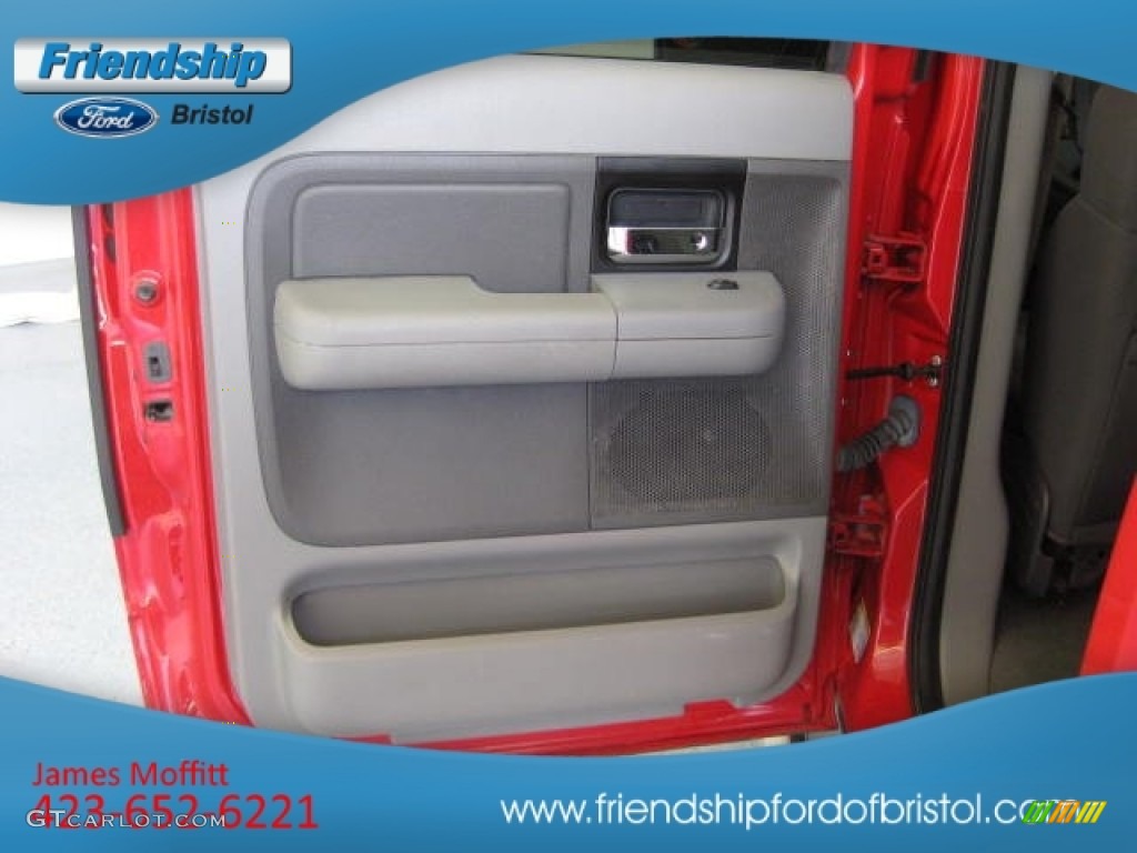 2005 F150 XLT SuperCrew 4x4 - Bright Red / Medium Flint/Dark Flint Grey photo #13