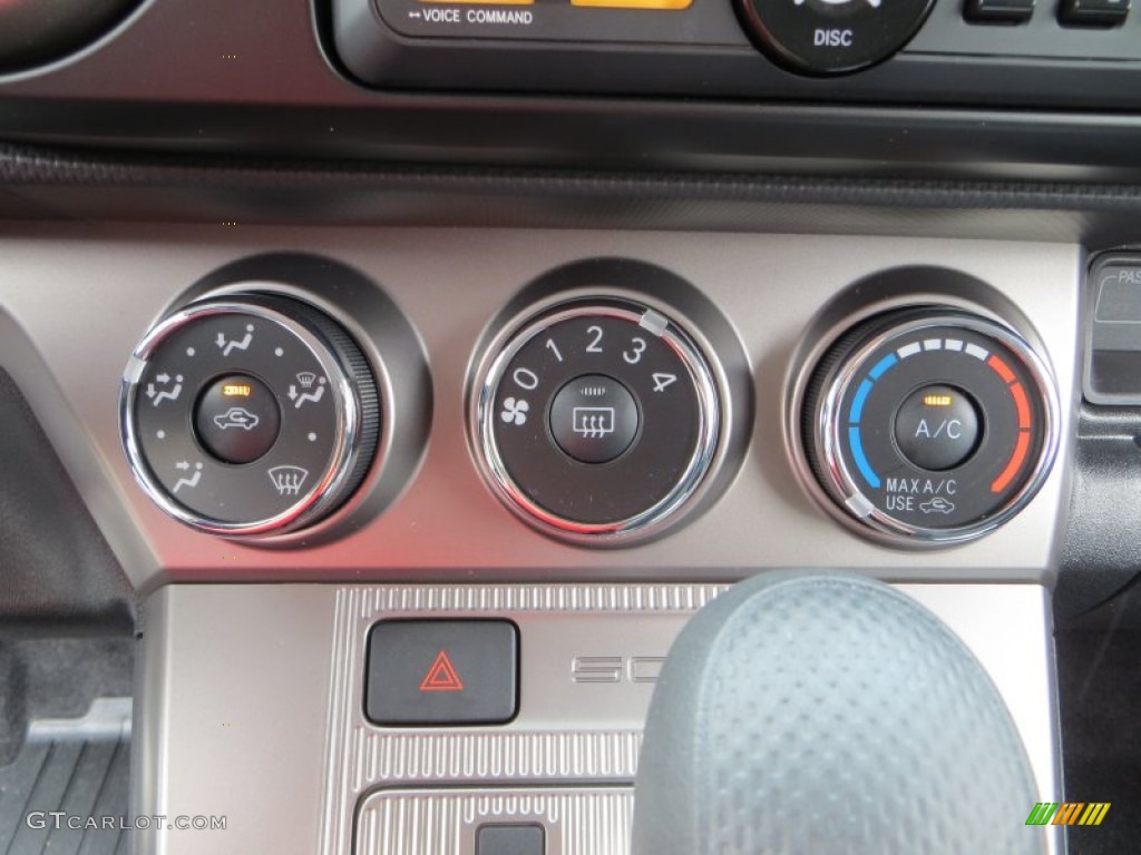 2013 Scion xB Standard xB Model Controls Photo #80158911