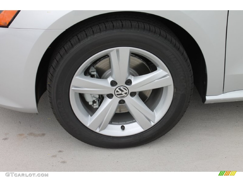2013 Passat 2.5L SE - Reflex Silver Metallic / Titan Black photo #4