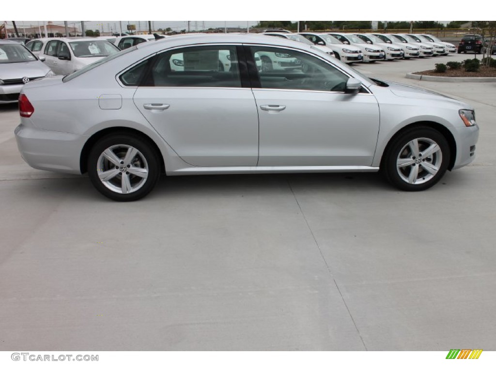 2013 Passat 2.5L SE - Reflex Silver Metallic / Titan Black photo #10