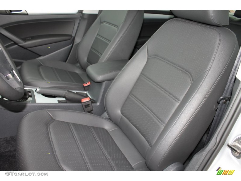 2013 Passat 2.5L SE - Reflex Silver Metallic / Titan Black photo #13