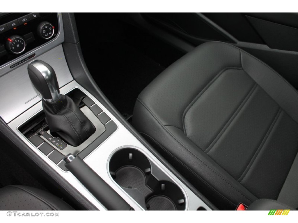 2013 Passat 2.5L SE - Reflex Silver Metallic / Titan Black photo #16