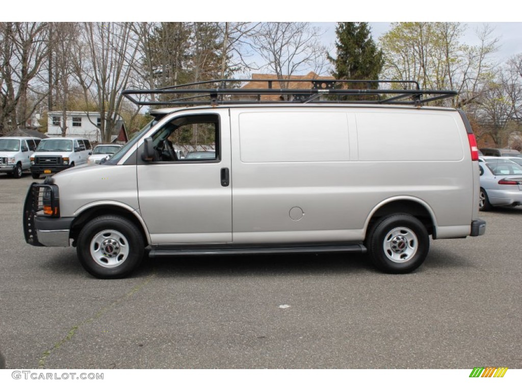 2007 Savana Van 2500 Cargo - Silver Birch Metallic / Medium Pewter photo #3