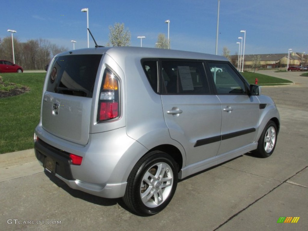 Bright Silver 2011 Kia Soul + Exterior Photo #80164026