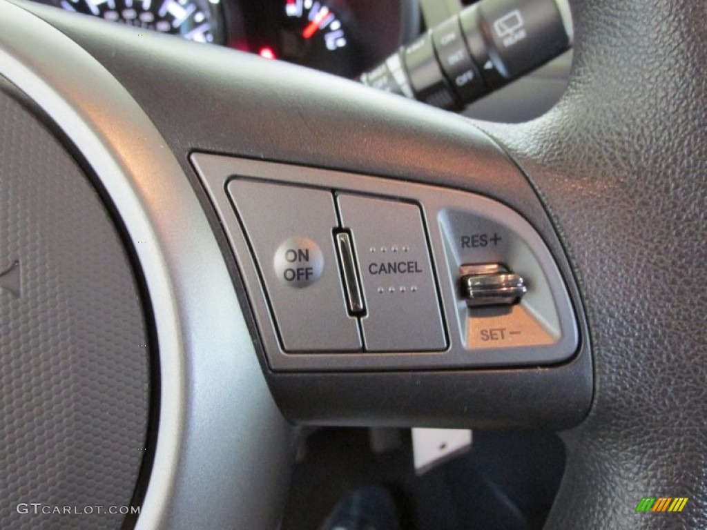 2011 Kia Soul + Controls Photo #80164281