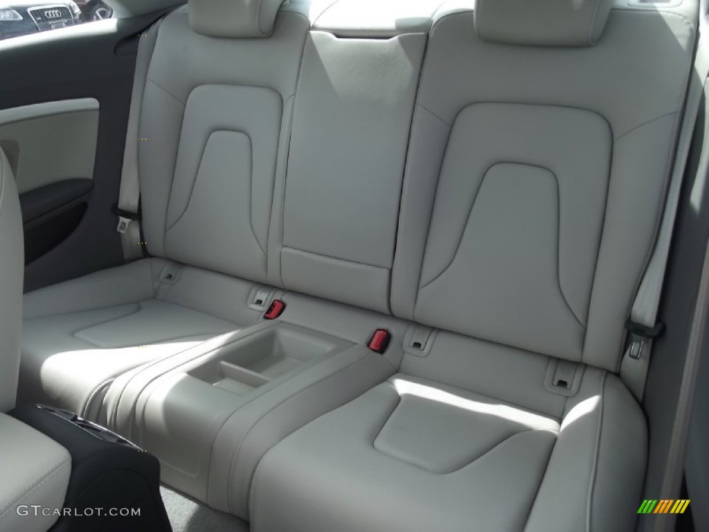 2010 A5 2.0T quattro Coupe - Aruba Blue Pearl Effect / Linen Beige photo #9