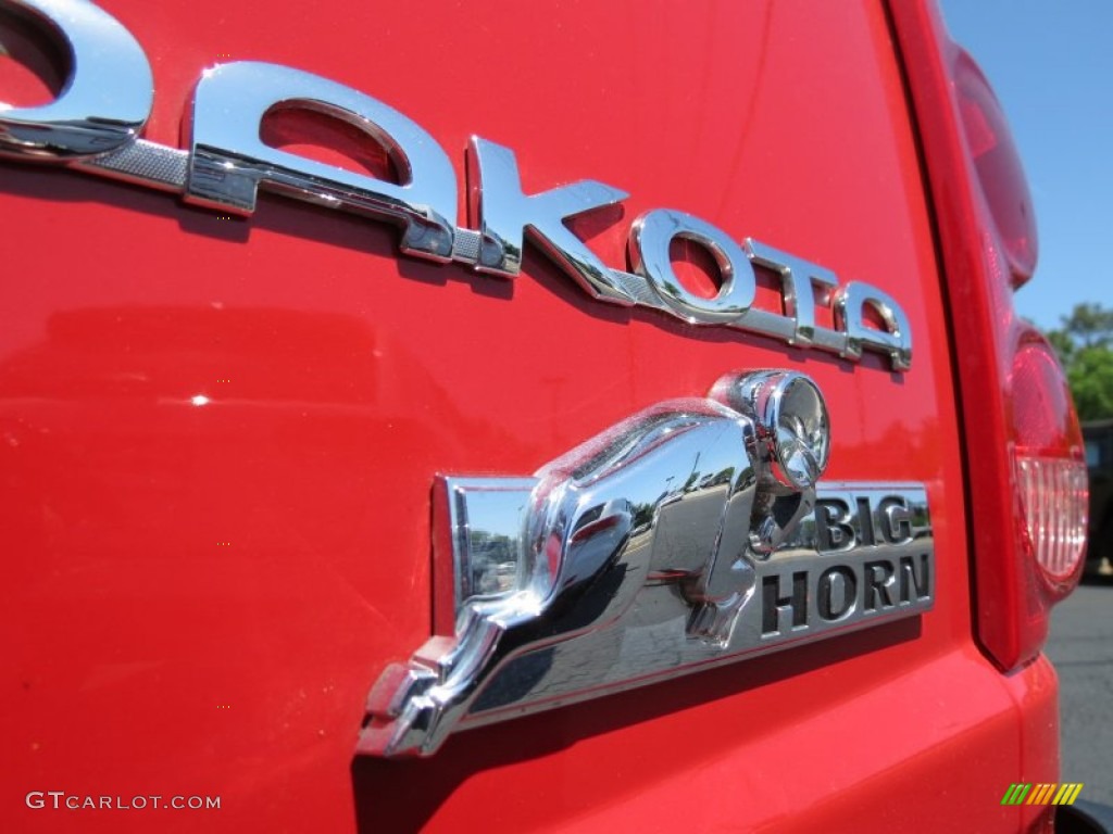 2011 Dakota Big Horn Extended Cab - Flame Red / Dark Slate Gray/Medium Slate Gray photo #15