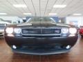 Phantom Black Tri-Coat Pearl - Challenger R/T Photo No. 2