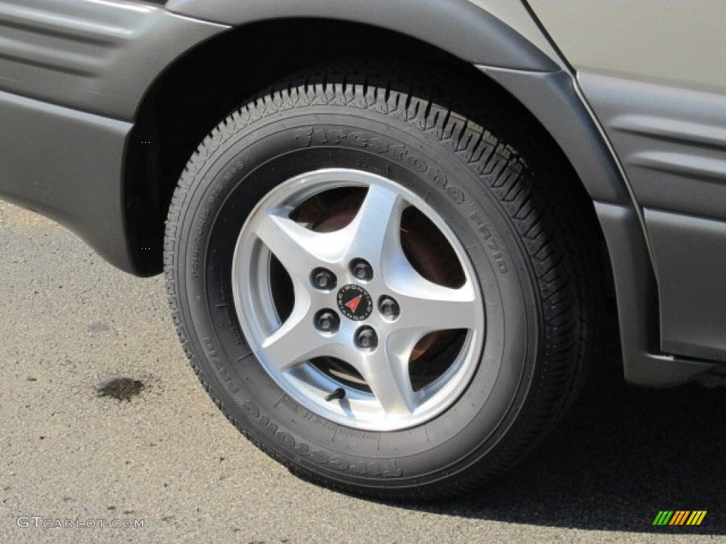 2003 Pontiac Montana Standard Montana Model Wheel Photo #80168784