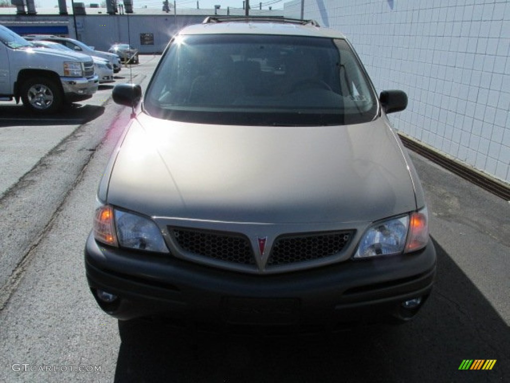 2003 Montana  - Light Taupe Metallic / Taupe photo #5