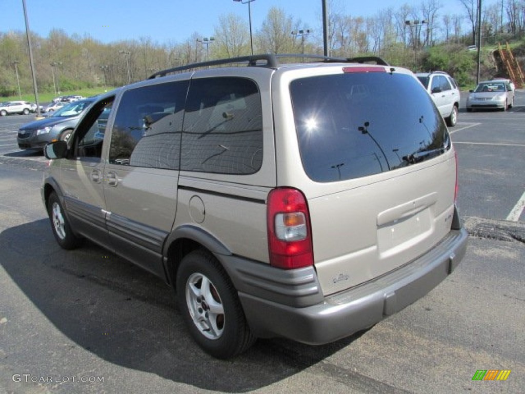2003 Montana  - Light Taupe Metallic / Taupe photo #7