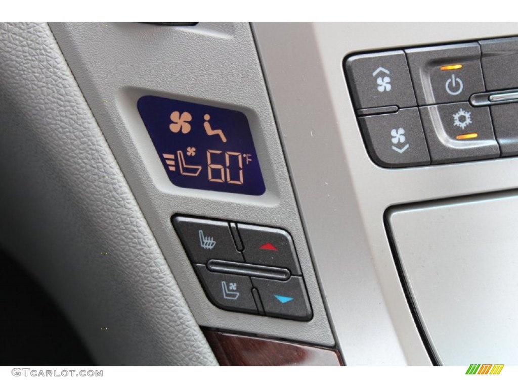 2013 Cadillac CTS 3.6 Sedan Controls Photo #80170078