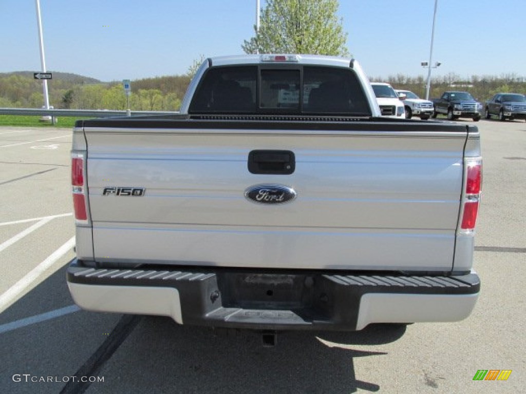 2010 F150 STX SuperCab 4x4 - Ingot Silver Metallic / Medium Stone photo #7