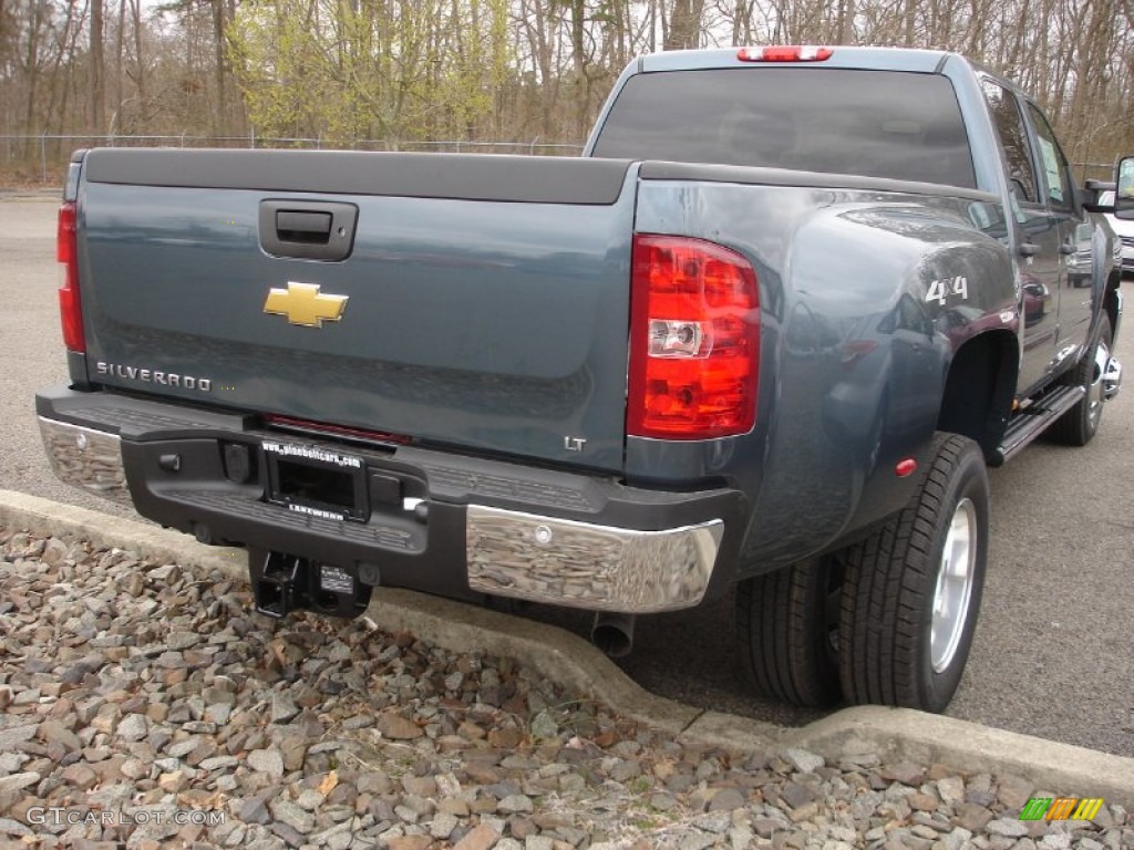 2013 Silverado 3500HD LT Crew Cab 4x4 Dually - Blue Granite Metallic / Ebony photo #4