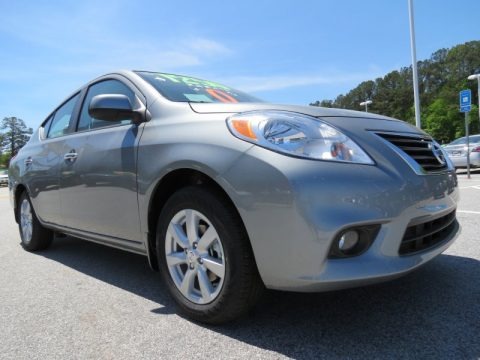 2013 Nissan Versa 1.6 SL Sedan Data, Info and Specs