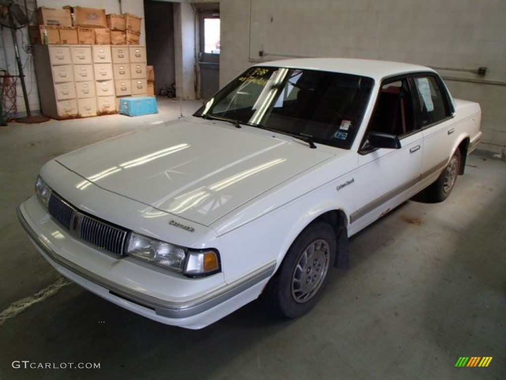 1994 Oldsmobile Cutlass Ciera S Exterior Photos