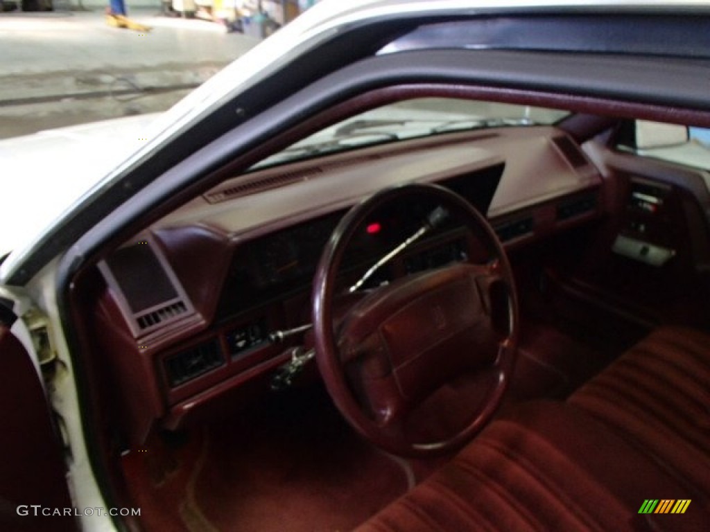 1994 Cutlass Ciera S - Bright White / Garnet Red photo #8