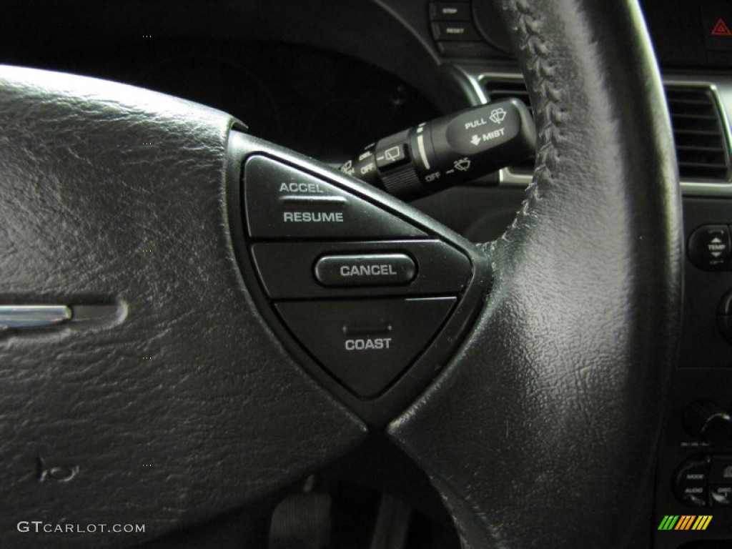 2004 Chrysler Pacifica Standard Pacifica Model Controls Photo #80175778