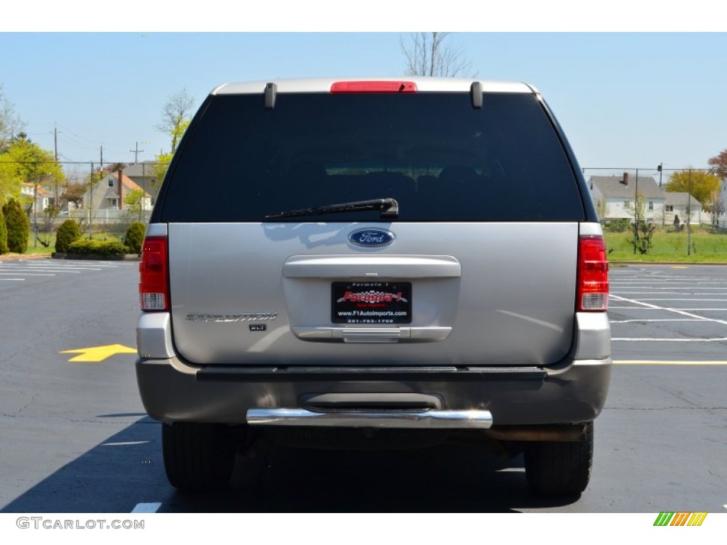 2003 Expedition XLT 4x4 - Silver Birch Metallic / Flint Grey photo #6