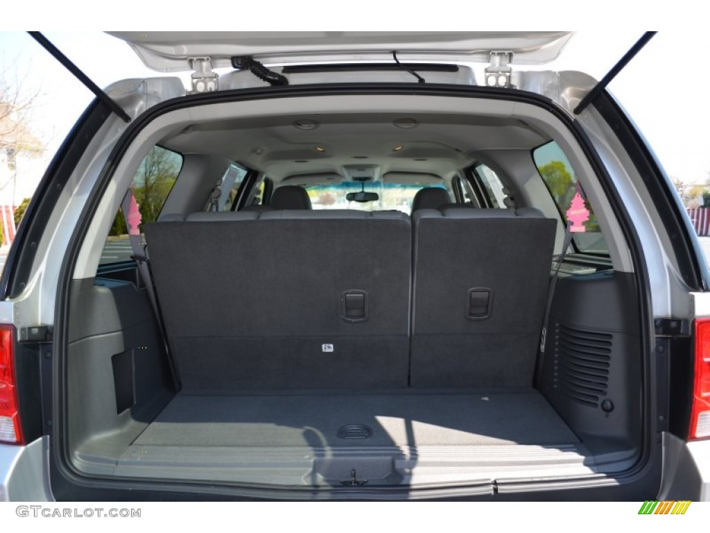 2003 Expedition XLT 4x4 - Silver Birch Metallic / Flint Grey photo #21