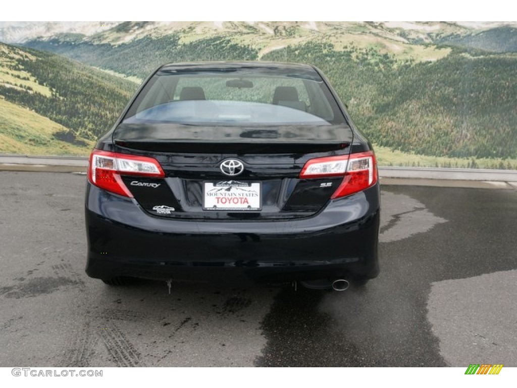 2013 Camry SE - Attitude Black Metallic / Black/Ash photo #4