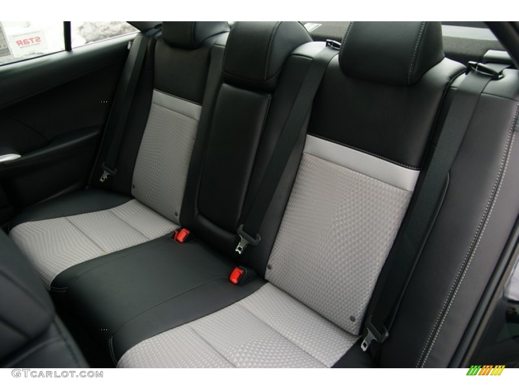 2013 Camry SE - Attitude Black Metallic / Black/Ash photo #7