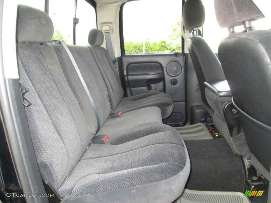 2005 Ram 1500 SLT Quad Cab 4x4 - Black / Dark Slate Gray photo #19