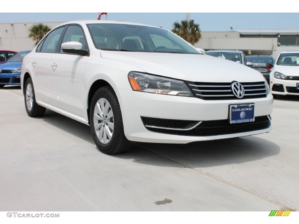 2013 Passat 2.5L S - Candy White / Titan Black photo #1