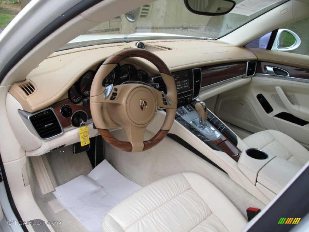 Luxor Beige/Cream Interior 2011 Porsche Panamera 4 Photo #80181636