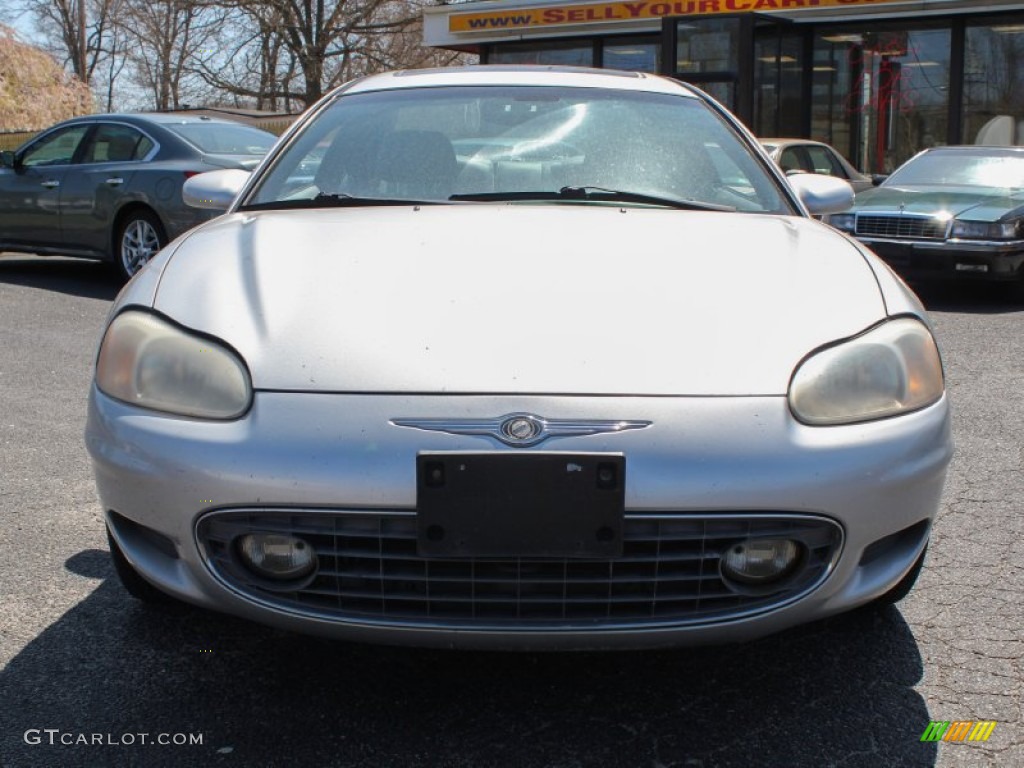 2001 Sebring LXi Coupe - Ice Silver Pearlcoat / Black/Light Gray photo #2