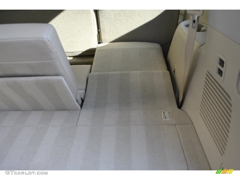 2011 QX 56 4WD - Platinum Graphite / Wheat photo #14
