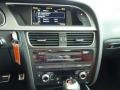 2013 Audi S5 3.0 TFSI quattro Convertible Controls