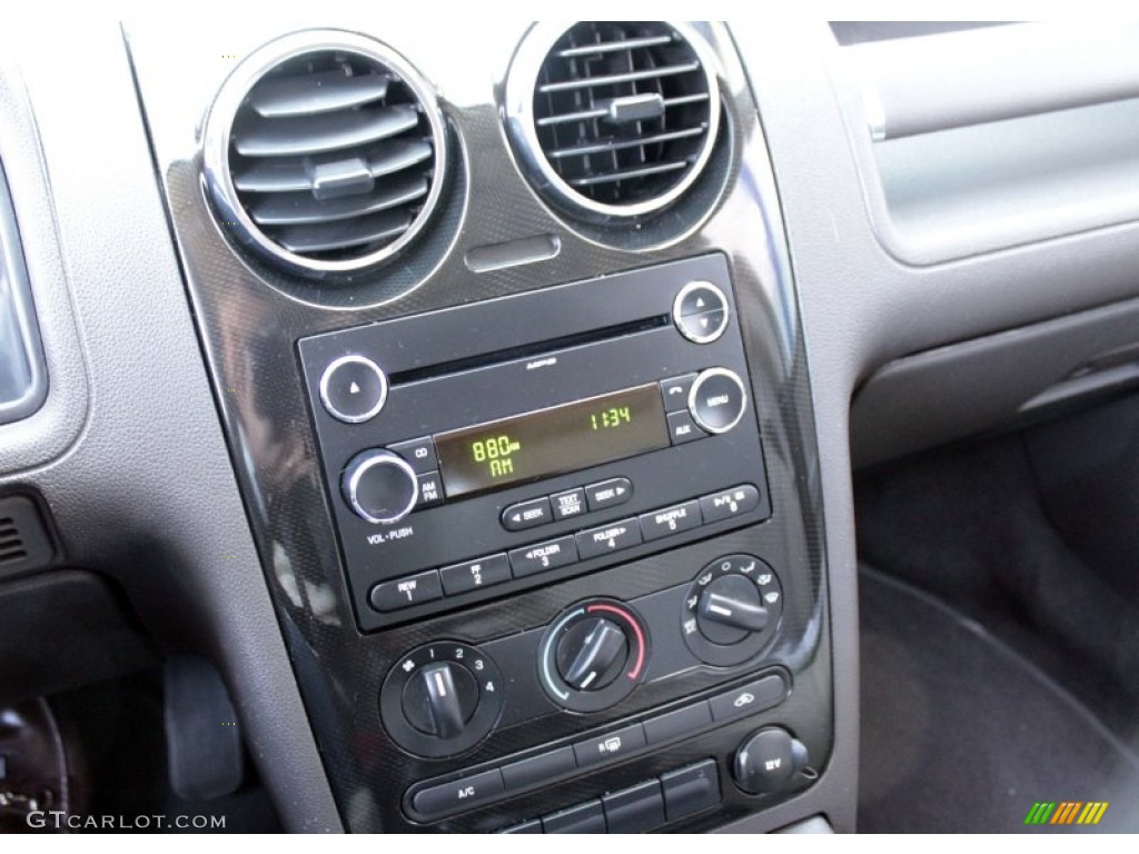 2009 Ford Taurus X SEL Controls Photos