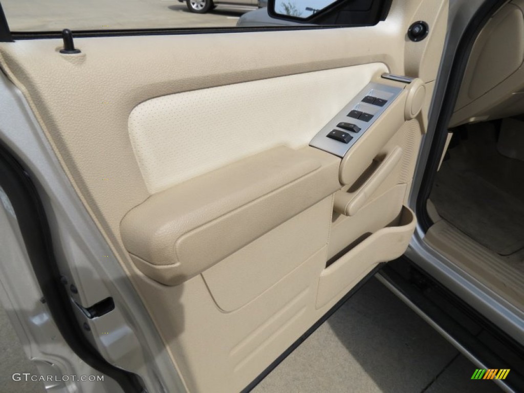 2006 Mercury Mountaineer Premier Door Panel Photos