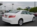 Super White - Camry SE Photo No. 3