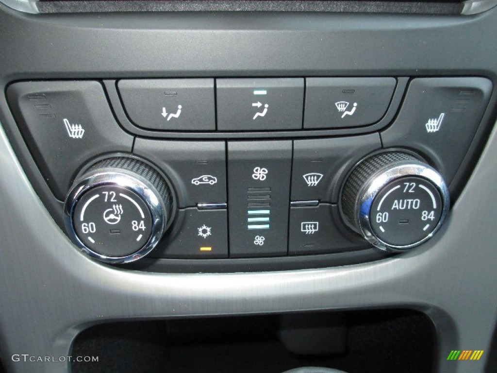 2013 Buick Verano Premium Controls Photo #80185990