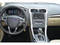2013 White Platinum Metallic Tri-coat Ford Fusion Hybrid SE  photo #21