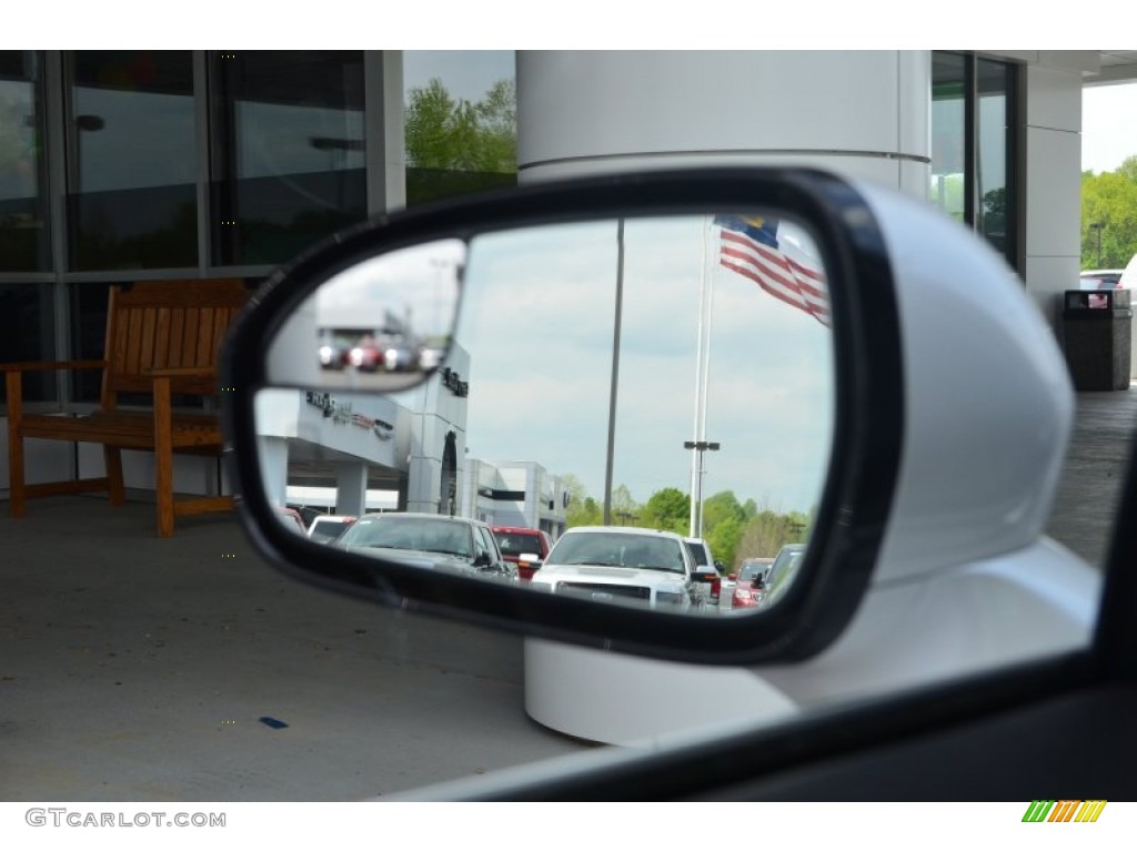 2013 Fusion Hybrid SE - White Platinum Metallic Tri-coat / Dune photo #46