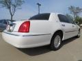 1998 Vibrant White Lincoln Town Car Signature  photo #3