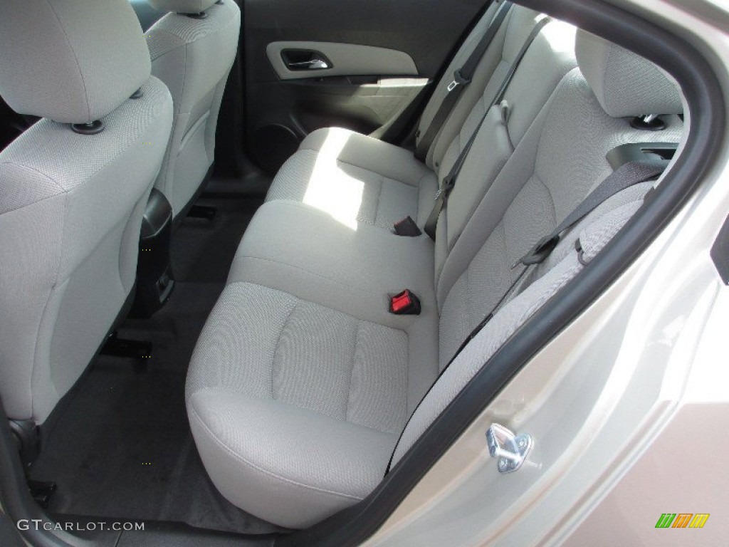 Medium Titanium Interior 2013 Chevrolet Cruze LT Photo #80188558